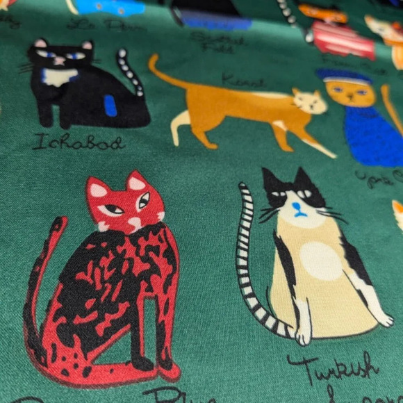 Whimsical assorted cats on silky green polyester with gold trim scarf, head wrap - Picture 7 of 15